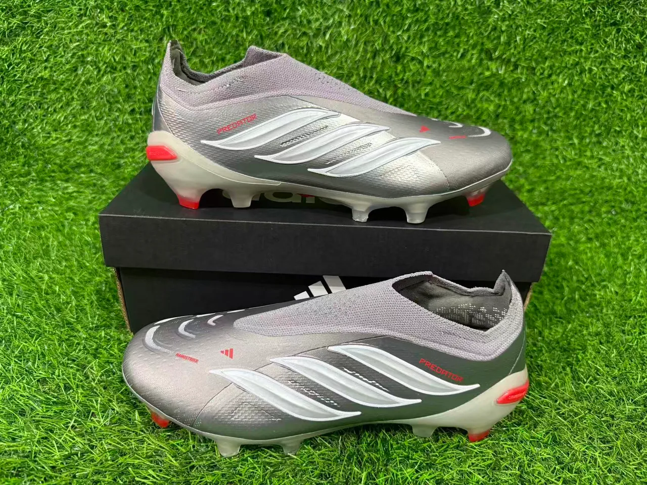 Adidas Predator Argent métallique Orange Firm-Ground Chaussures de football 9