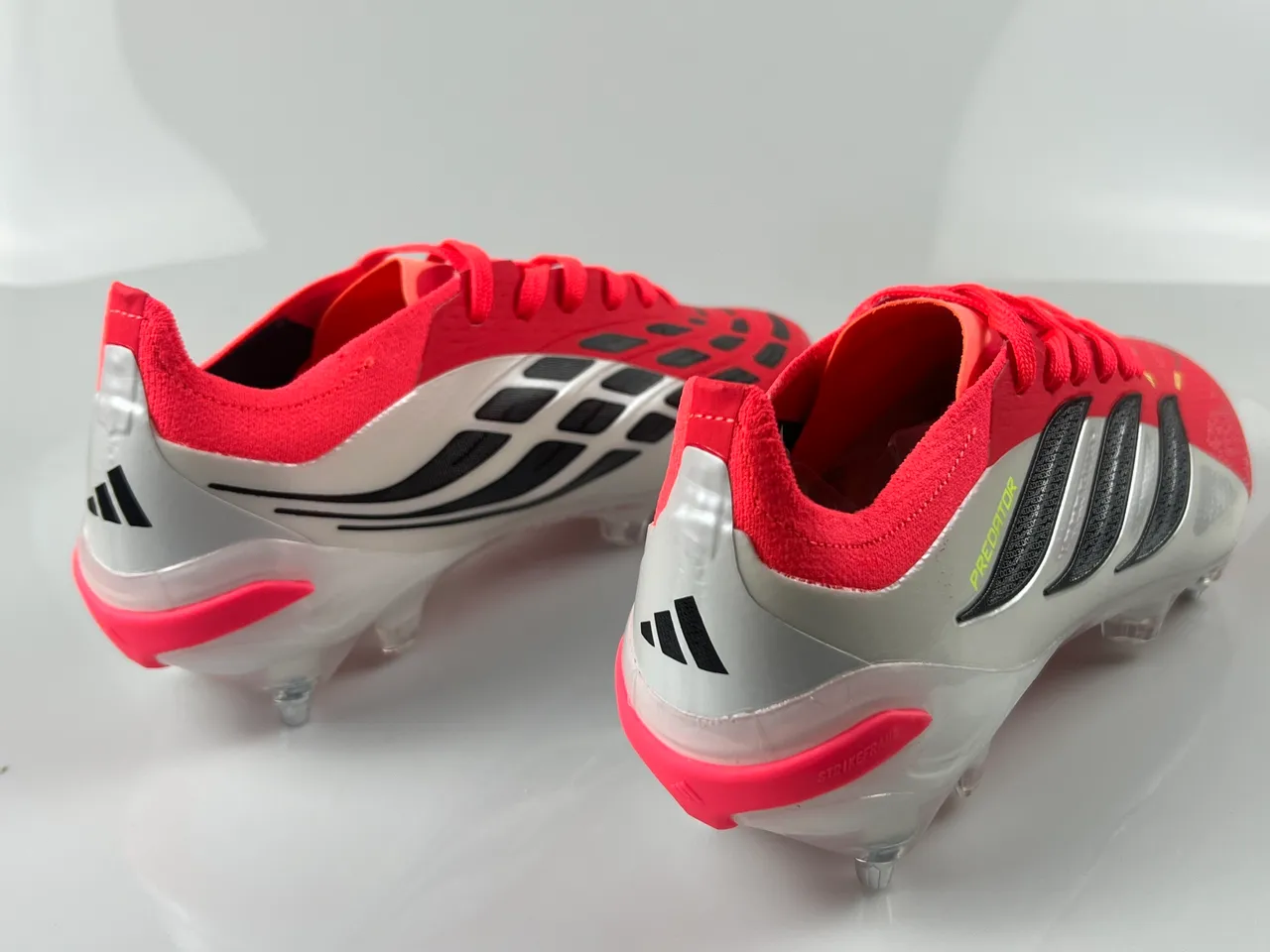 Adidas Predator Nanostrike Firm-Ground Sapatos de futebol 2