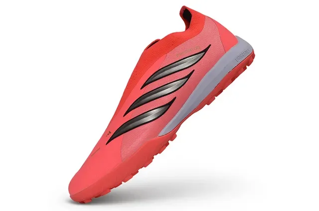 Adidas Chaussures de Football Turf Rouge Argent Basse Tige Synthétique Texturée Col de Chaussette 12