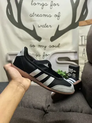 Adidas Samba أسود أبيض بدون أحزمة إغلاق بسحاب لوح جانبي ثلاث خطوط حذاء رياضي نمط حياة 5