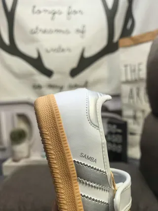Adidas Samba Off-White e Preto Lifestyle Sneakers 3
