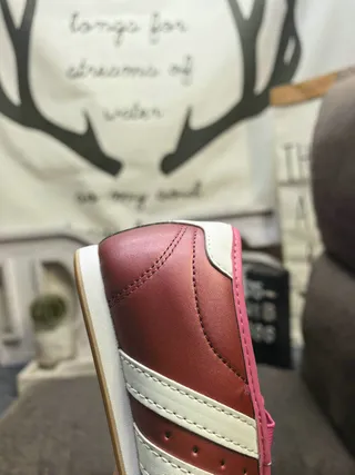 Adidas 银白色 绗缝鞋头盒 三条纹侧面板 玛丽珍鞋 13