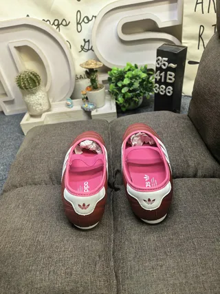 Adidas 银白色 绗缝鞋头盒 三条纹侧面板 玛丽珍鞋 18