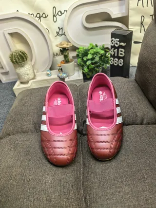 Adidas 银白色 绗缝鞋头盒 三条纹侧面板 玛丽珍鞋 20