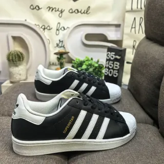Adidas Superstar أسود وأبيض حذاء أسلوب حياة