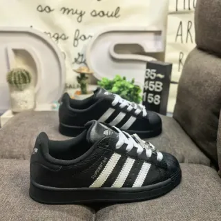Adidas Superstar أحذية رياضية أسلوب حياة أسود وأبيض