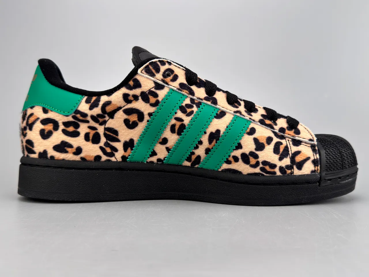 Adidas Superstar Baskets Lifestyle Imprimé Léopard Rayures Vertes 10