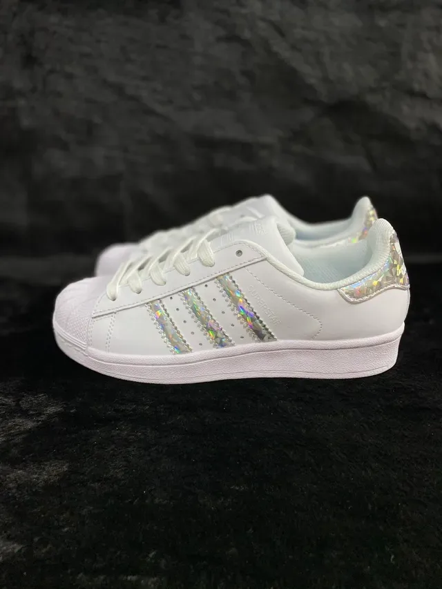 Adidas Superstar Zapatillas Lifestyle Blancas con Rayas Holográficas 10