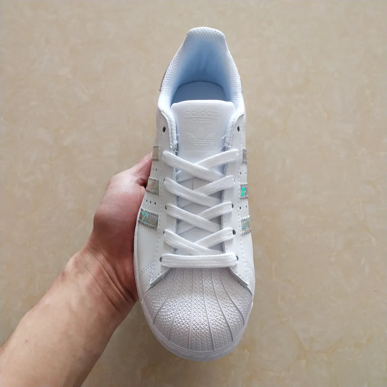 Adidas Superstar Zapatillas Lifestyle Blancas con Rayas Holográficas 21