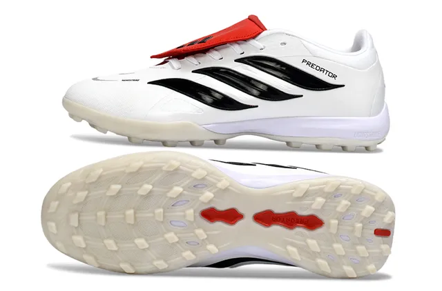 Adidas সাদা কালো লো-কাট সিন্থেটিক আপার টার্ফ সকার শু 6