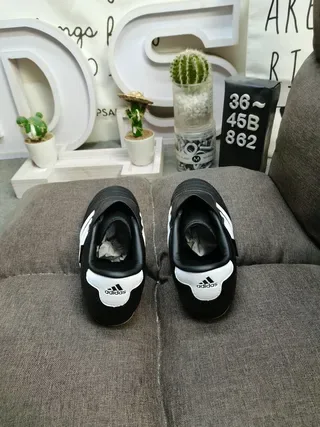Adidas White Black Low-Top Leather Upper Lifestyle Sneakers 18