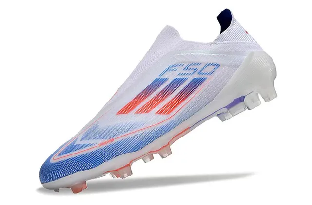 Adidas White Blue Chaussures de football à coupe basse ajustement chaussette upper gradient tricot synthétique crampons pour terrain ferme 6