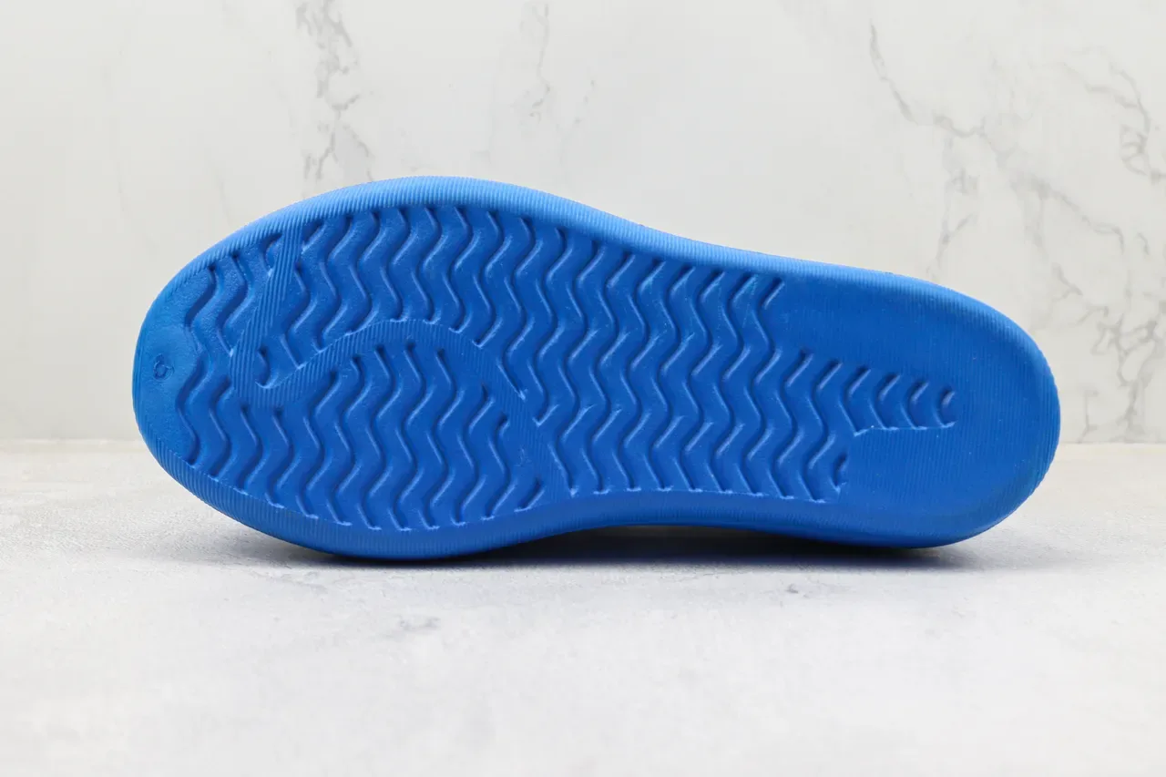 Adidas Yeezy Slide 蓝色生活方式运动鞋 5