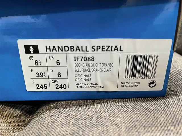 Adidas Amarelo Branco Camurça Superior Três Listras Tênis Lifestyle 2