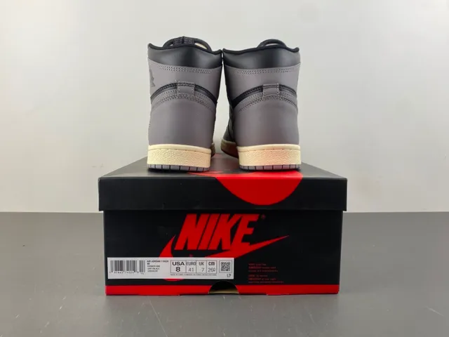 Air Jordan 1 Gray Black High-Top Leather Upper Basketball Shoes 17