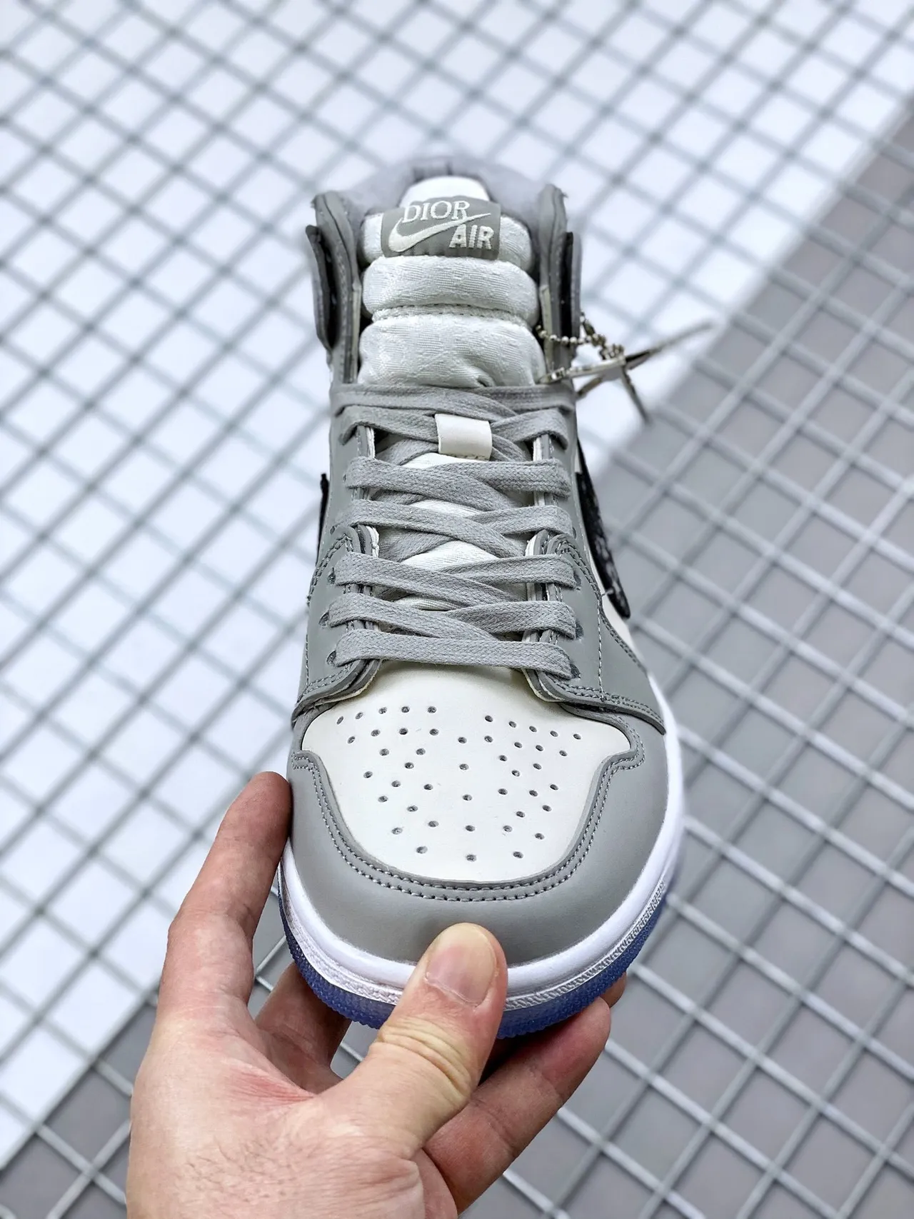 Air Jordan 1 ग्रे ब्लू हाई-टॉप लेदर और टेक्सटाइल अपर बास्केटबॉल जूते 8