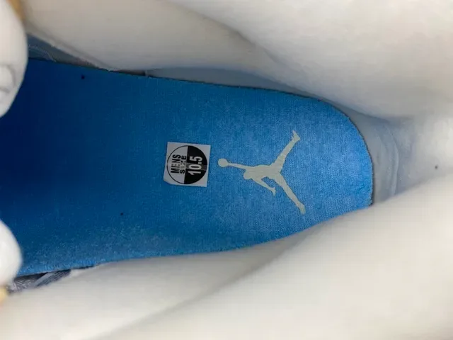 Air Jordan 11 Beige Blue Suede High Top Tênis de Basquete 5