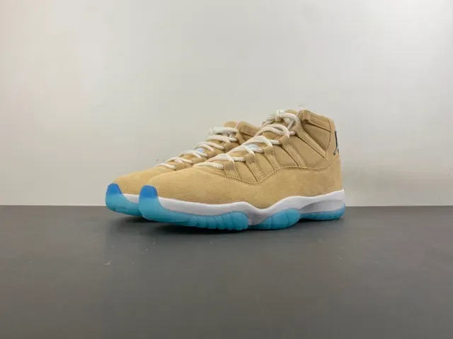 Air Jordan 11 Beige Blue Suede High Top Tênis de Basquete 11