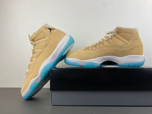 Air Jordan 11 Beige Blue Suede High Top Tênis de Basquete 15