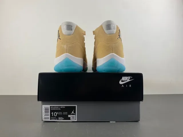 Air Jordan 11 Beige Blue Suede High Top Tênis de Basquete 18