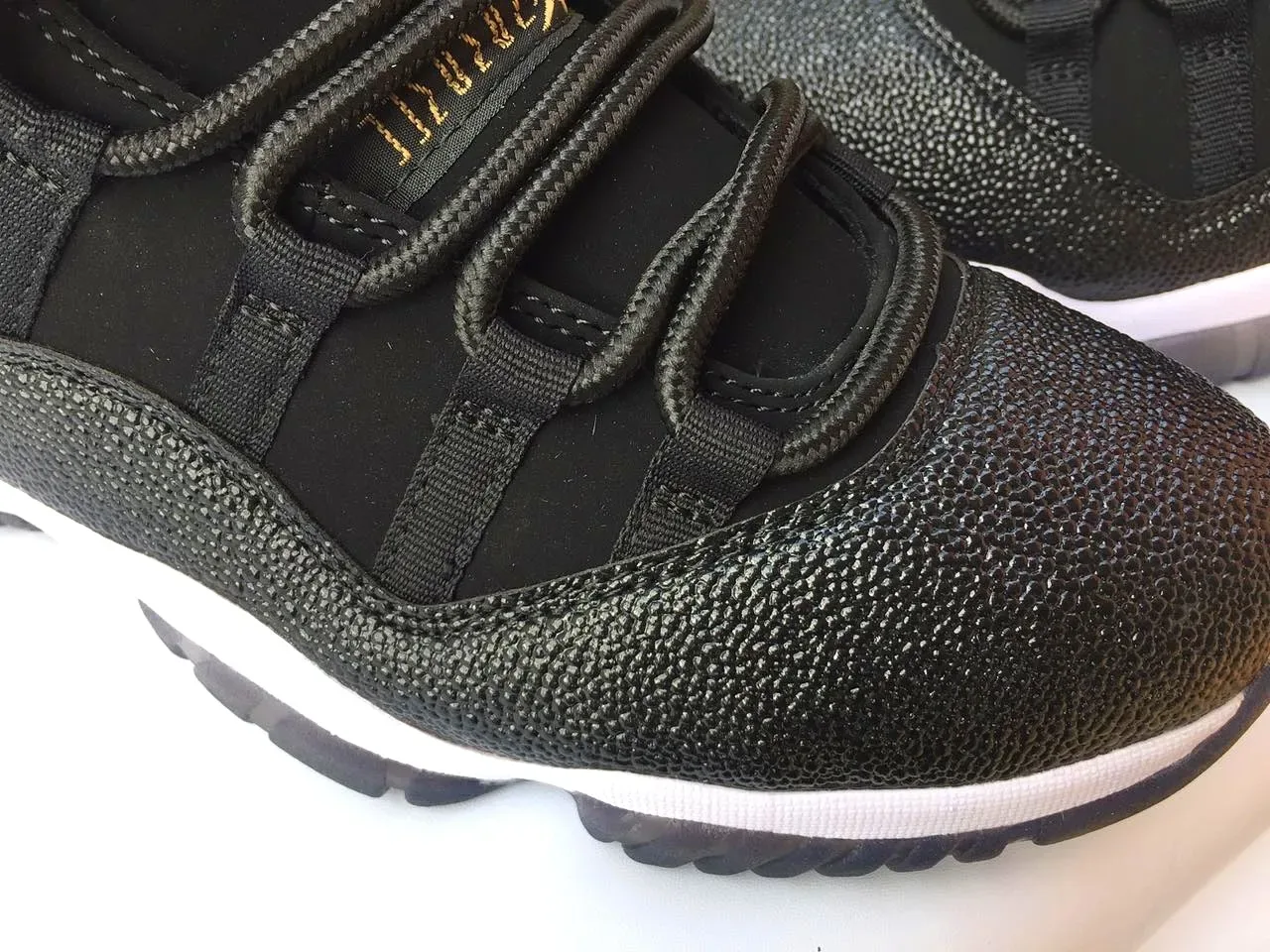 Air Jordan 11 Black Gold Patent Leather Basketball Shoes 2