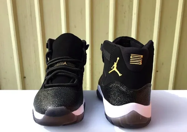 Air Jordan 11 Black Gold Patent Leather Basketball Shoes 3