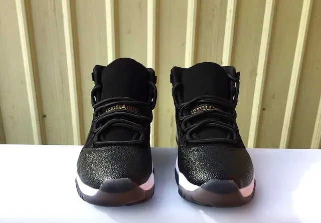 Air Jordan 11 Black Gold Patent Leather Basketball Shoes 5