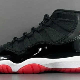 Air Jordan 11 黑红漆皮篮球鞋