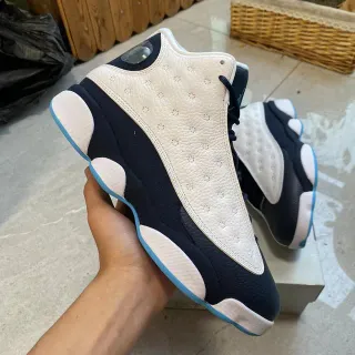 Air Jordan 13 Navy and White 镂空皮革篮球鞋