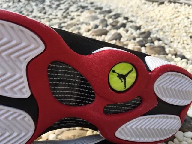 Air Jordan 13 Blancos Negros Rojos Zapatos de Baloncesto 3