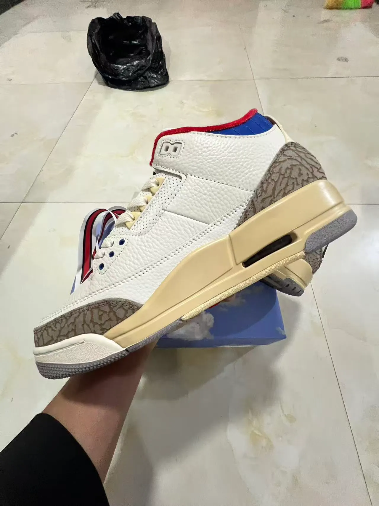 Chaussures de basketball Air Jordan 3 à imprimé éléphant blanc 5