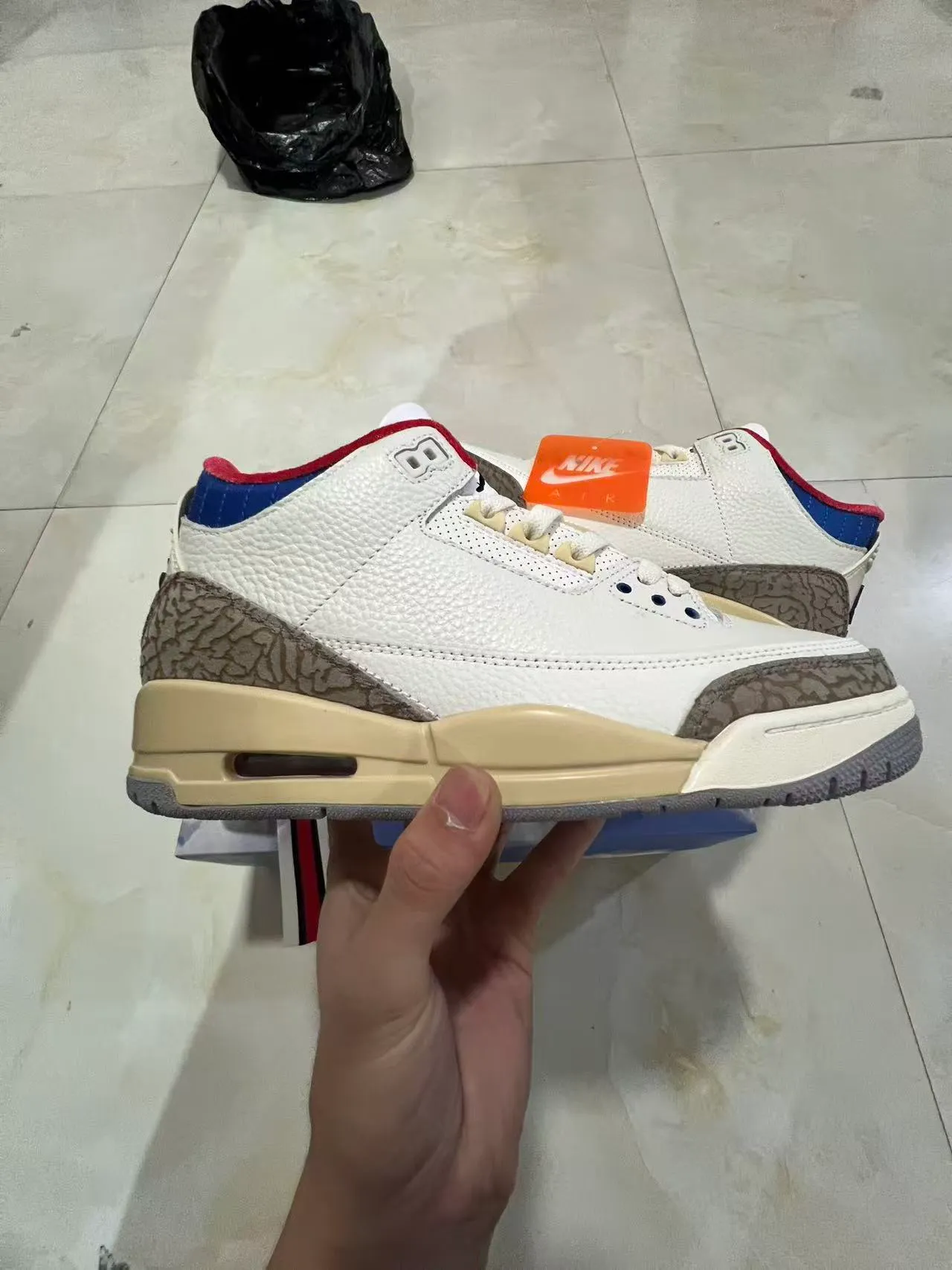 Chaussures de basketball Air Jordan 3 à imprimé éléphant blanc 7