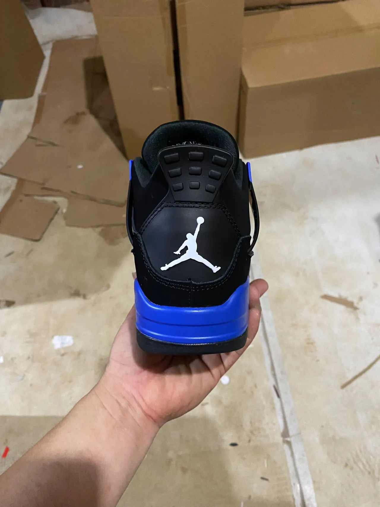Air Jordan 4 黑皇家蓝篮球鞋 3