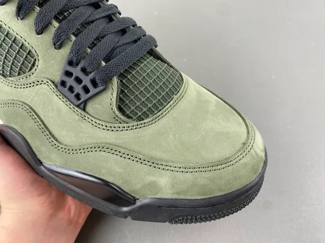 Air Jordan 4 Tênis de Basquete Camurça Verde Oliva Preto Jaula de Plástico 2