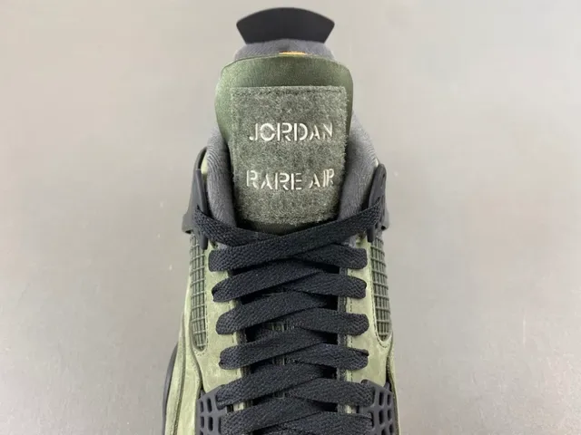 Air Jordan 4 Tênis de Basquete Camurça Verde Oliva Preto Jaula de Plástico 5