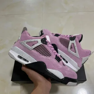 Air Jordan 4 粉色麂皮斑点白色篮球鞋