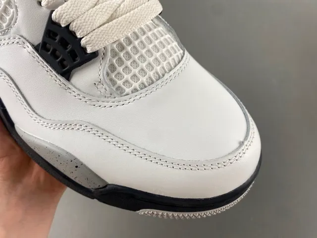 Tênis de basquete Air Jordan 4 branco cimento cinza 2