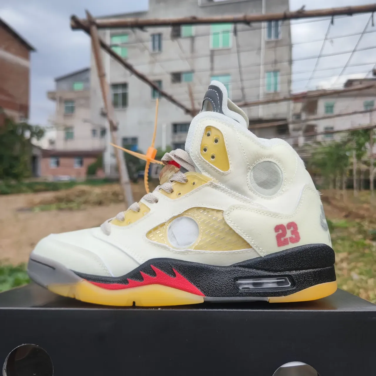 Air Jordan 5 Off-White Yellow Black Red Basketball Shoes 2