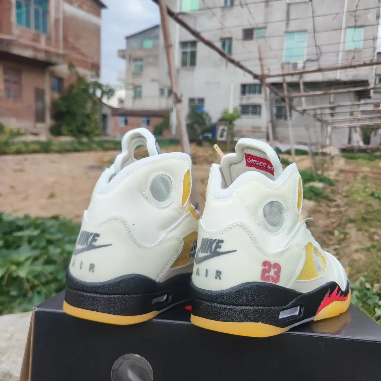 Air Jordan 5 Off-White Yellow Black Red Basketball Shoes 3