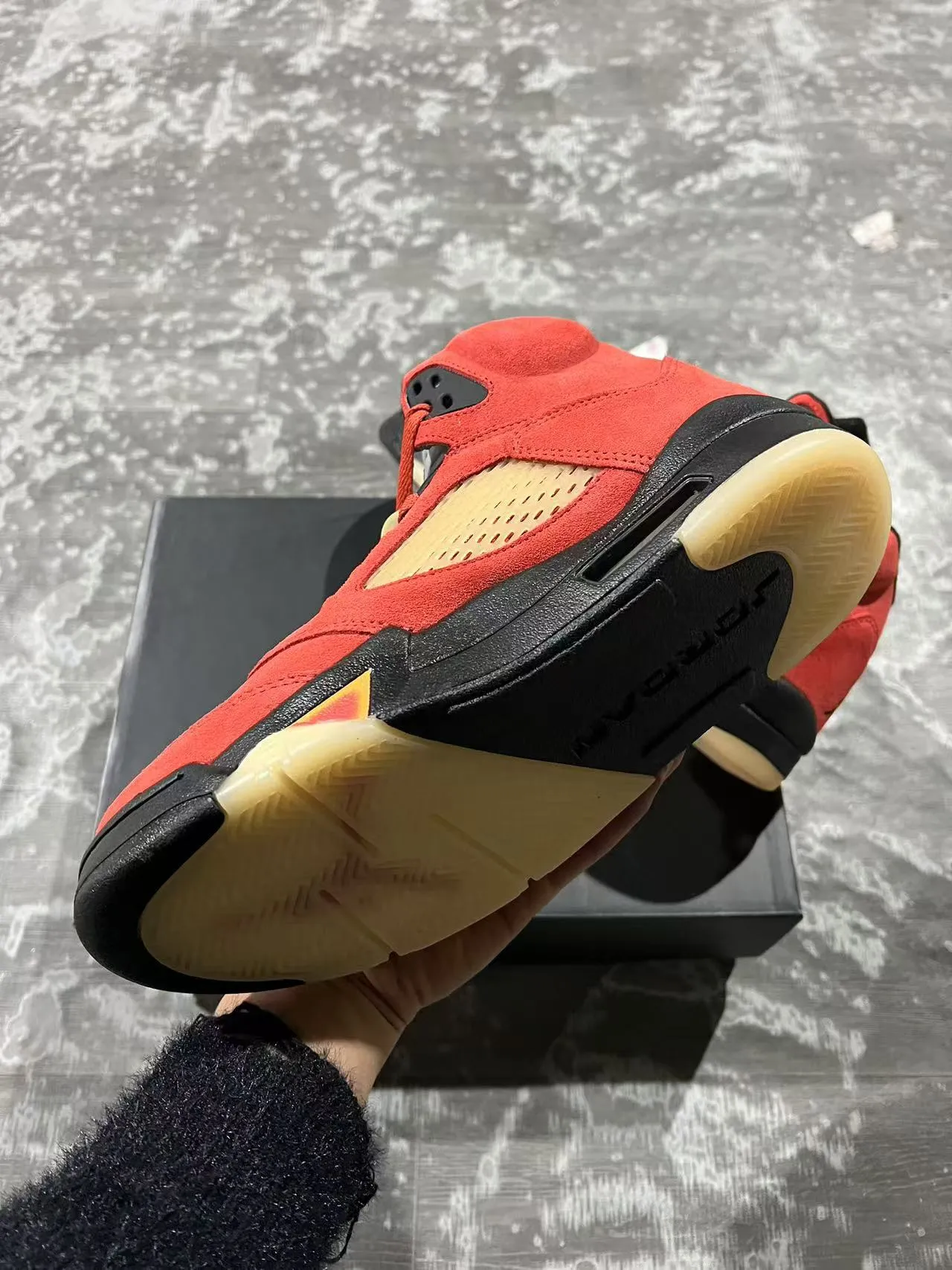 Tênis de basquete Air Jordan 5 chama vermelha e preta 6