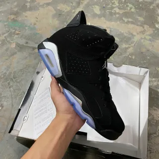 Tênis de basquete Air Jordan 6 preto e roxo-claro com Air translúcido