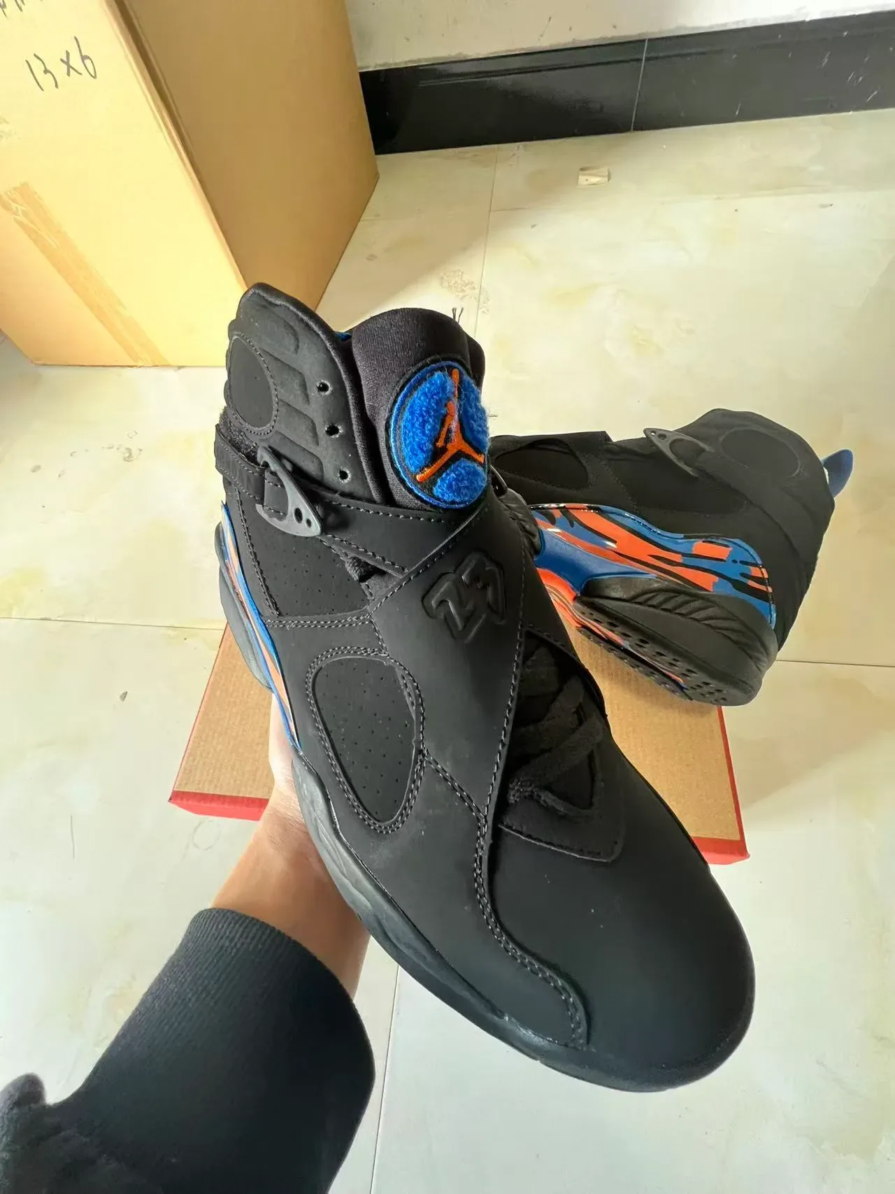 Air Jordan 8 Preto Azul Laranja Chama Tênis de Basquete 2