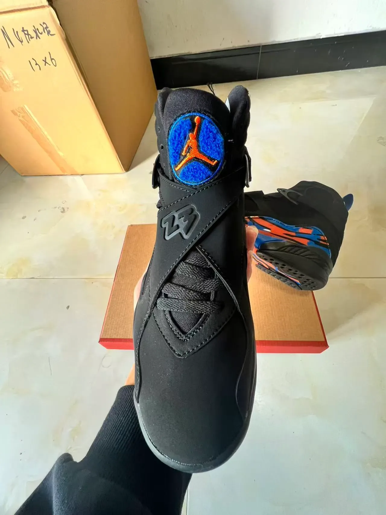 Air Jordan 8 Preto Azul Laranja Chama Tênis de Basquete 3