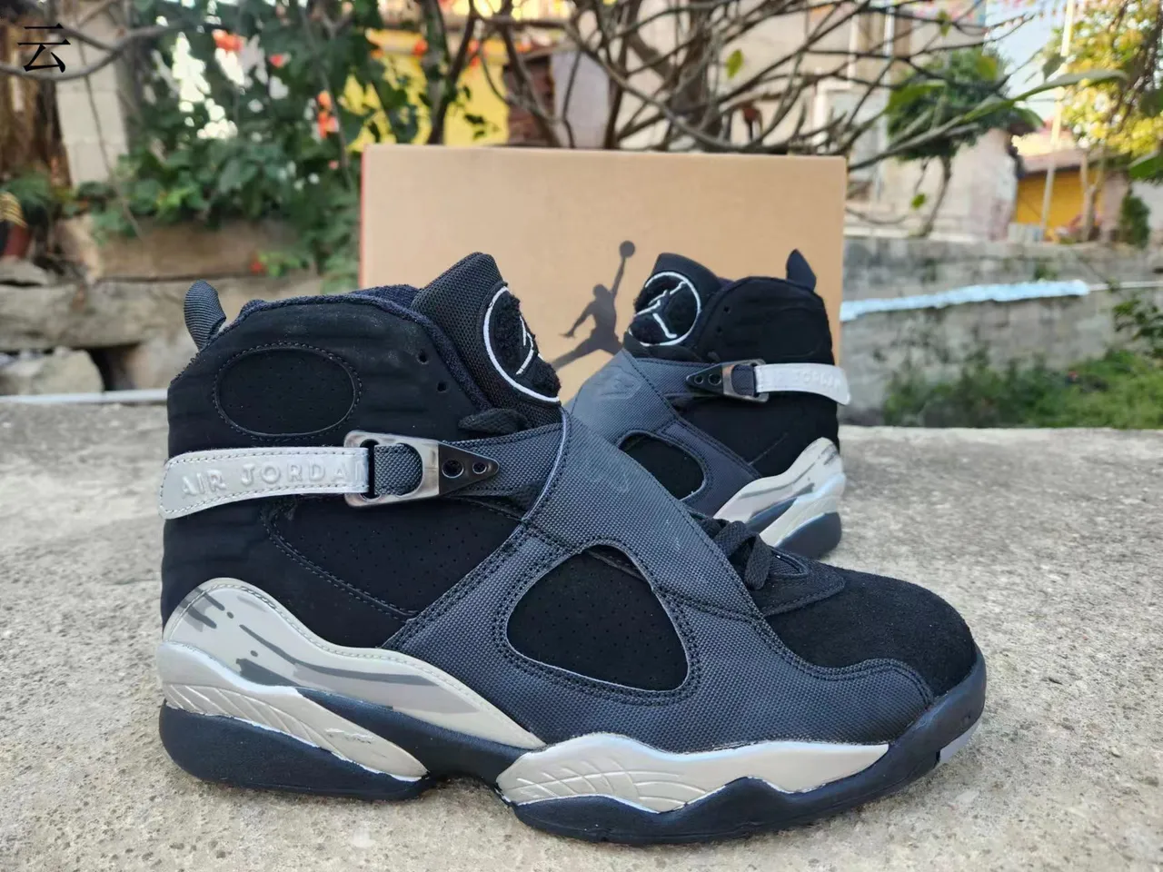 Zapatillas de baloncesto Air Jordan 8 negro plata metálico 2