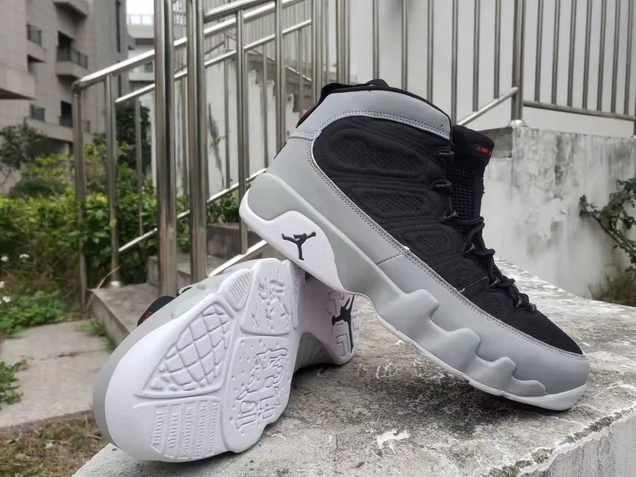Air Jordan 9 काले और स्लेटी बास्केटबॉल जूते 3