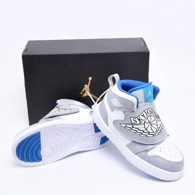 Zapatillas de baloncesto de caña alta con cierre de correa Air Jordan negro y azul 7