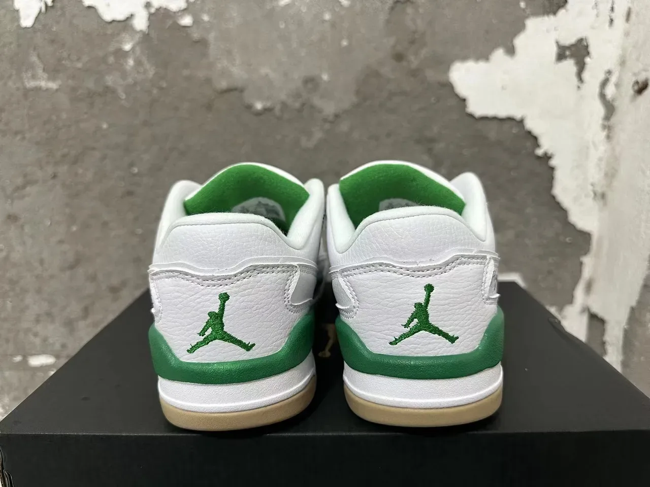 Air Jordan Flight White Green Gum Lifestyle Sneakers 3