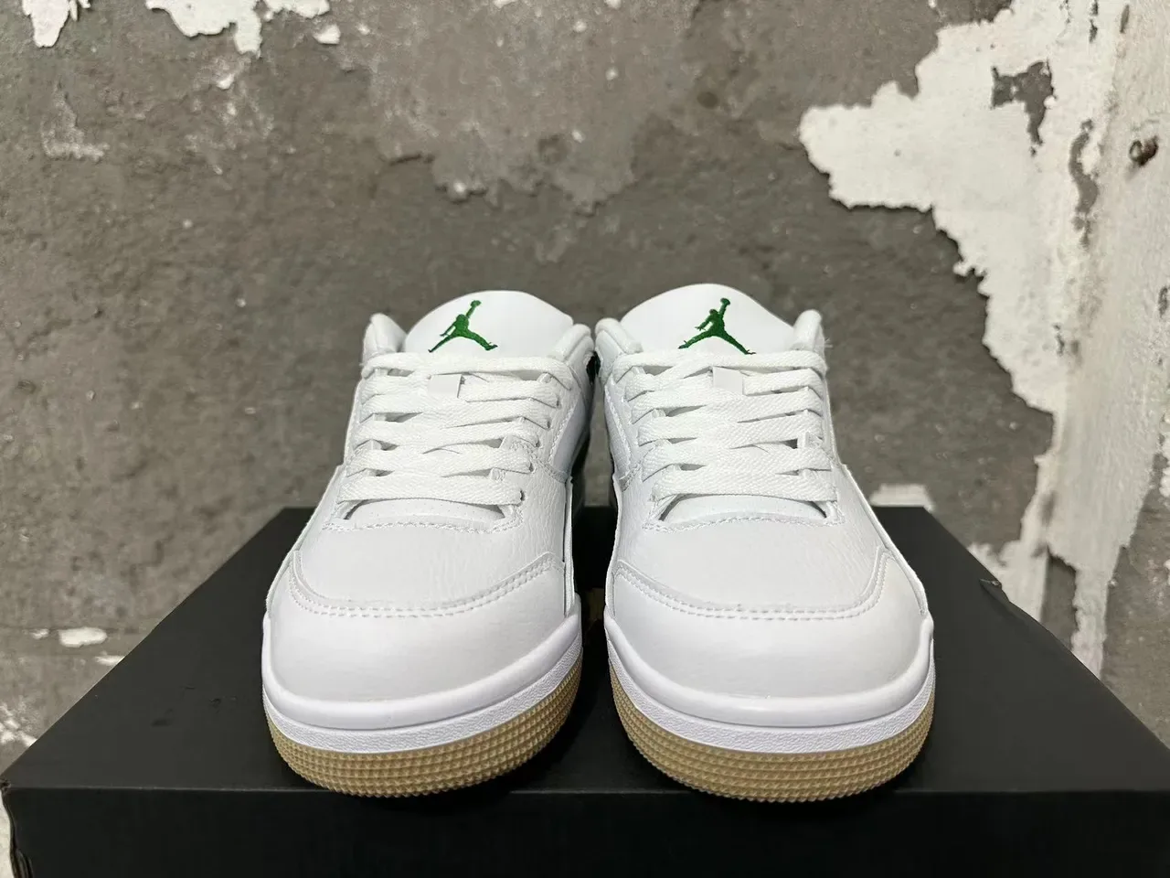 Air Jordan Flight White Green Gum Lifestyle Sneakers 4