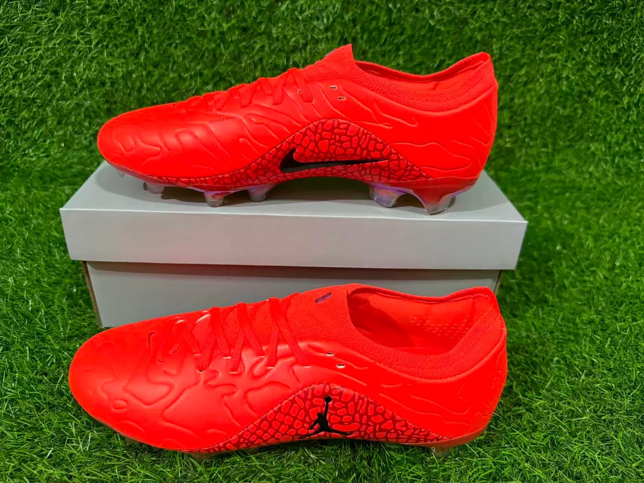 Air Jordan Phantom GT Orange Chaussures de Football Firm-Ground 3