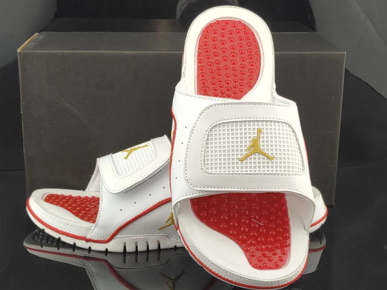 Air Jordan White Red Leather Upper Translucent Gel Footbed Slippers 3